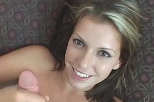 日韩小鲜肉gv激情啪啪